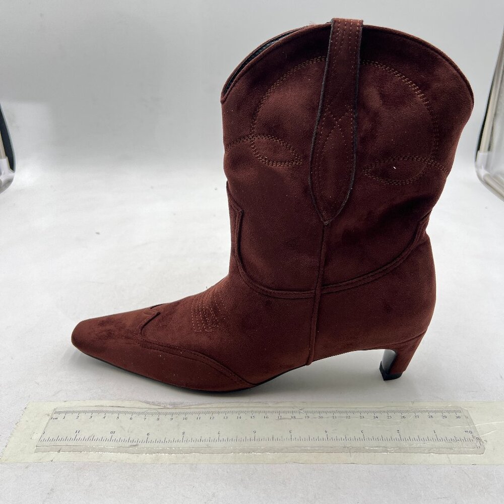 Brown Kitten Heel Ankle Booties Pointed Toe Pull-on Tab Western Short Boots